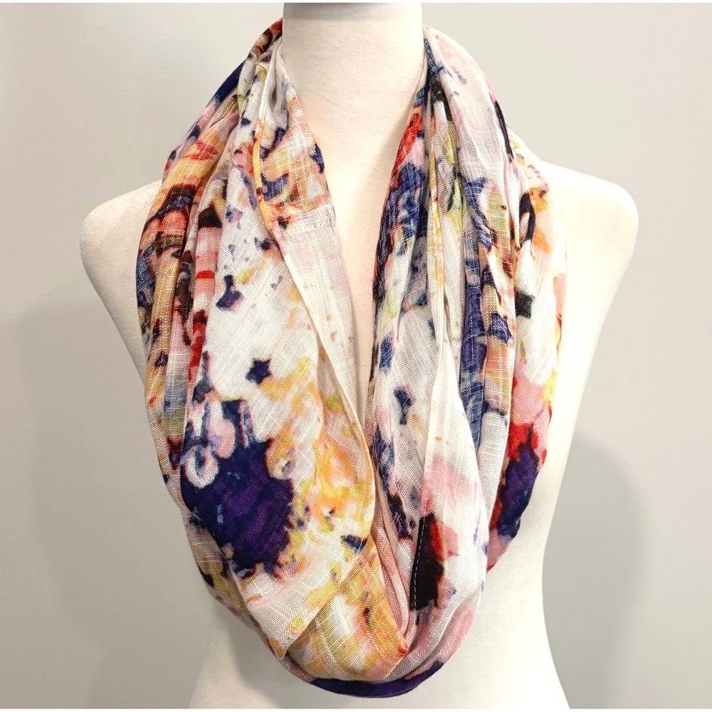 Lord & Taylor Abstract Infinity Scarf Floral Viscose Art to Wear Garden 21482